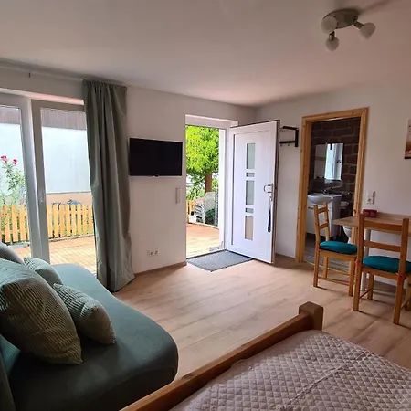 アパート Haides Helle *